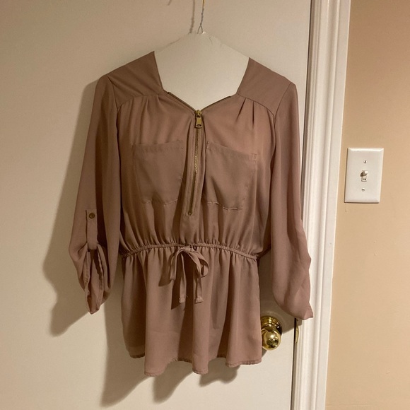 Blouse street wear brand - Picture 1 of 1